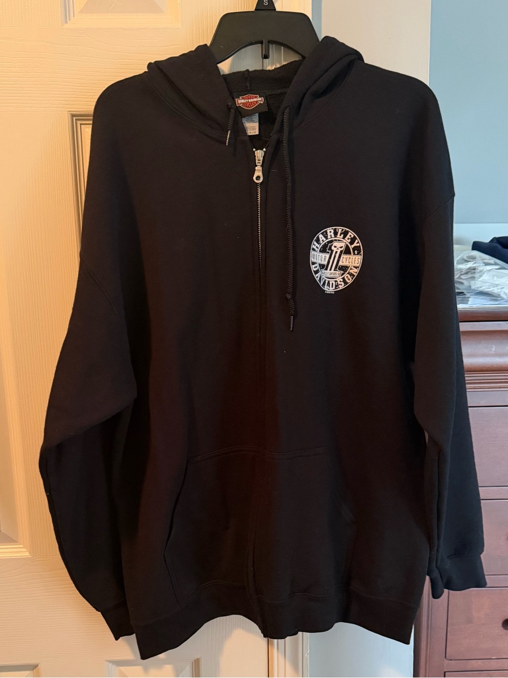 Harley-Davidson Black Zip-Up Hoodie with Small Chest Emblem